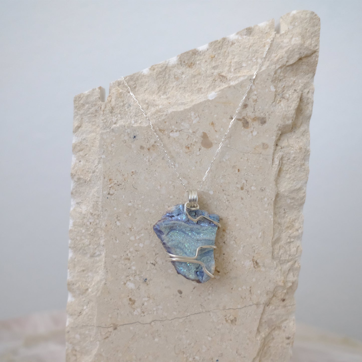 "Elegant chalcedony gemstone necklace in .925 sterling silver – artisan-made crystal jewelry"