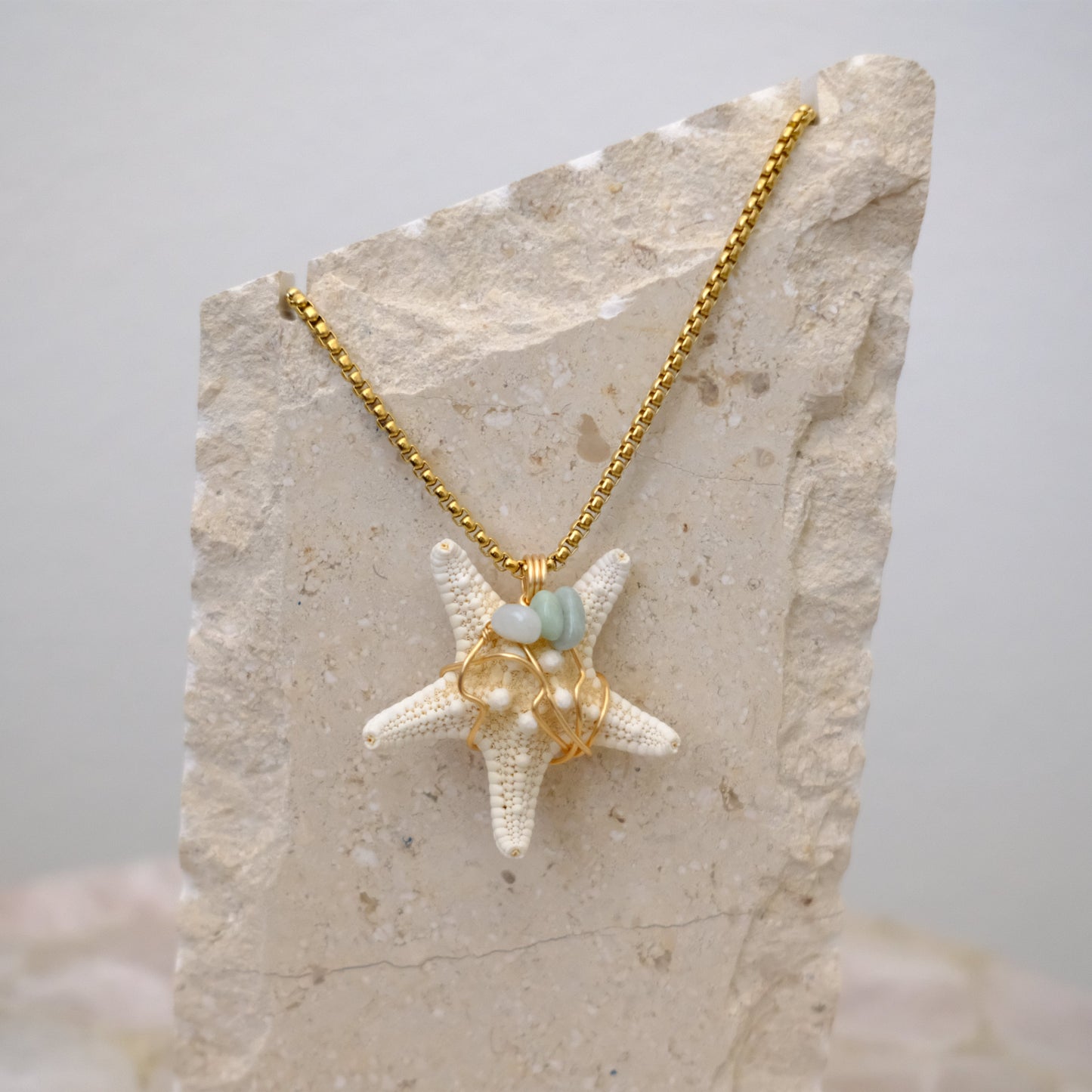 Handmade gold-plated starfish and jade necklace, crystal jewelry for balance, protection, and prosperity
